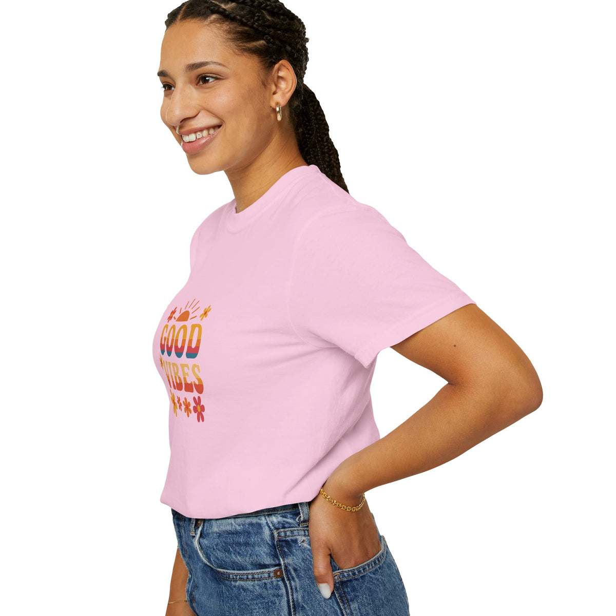 Good Vibes basic tee