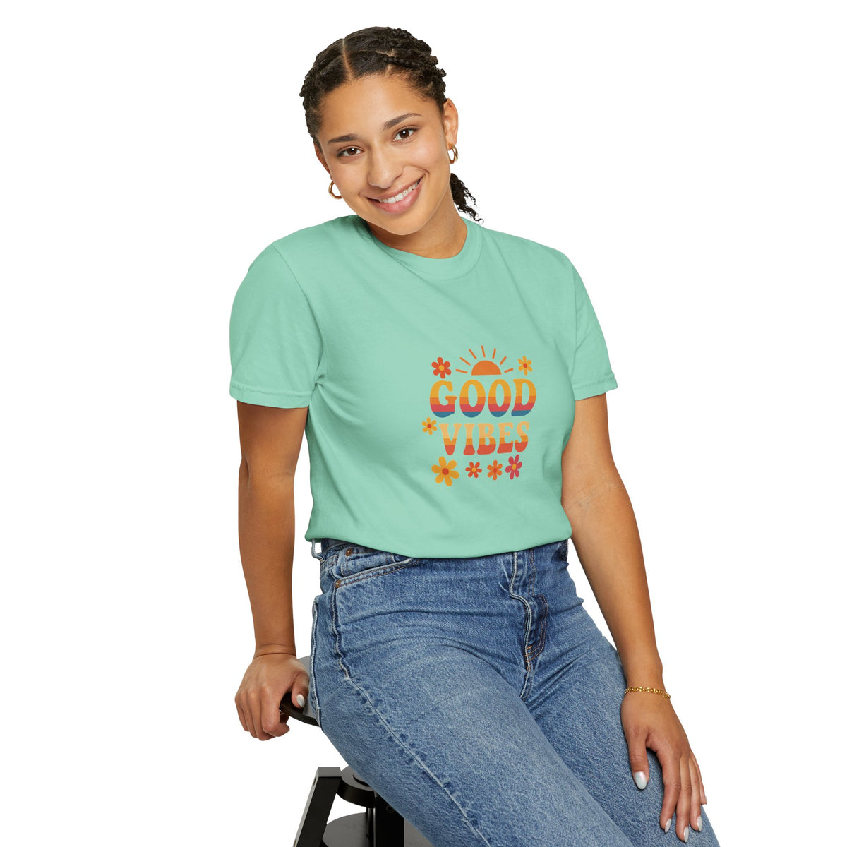 Good Vibes basic tee