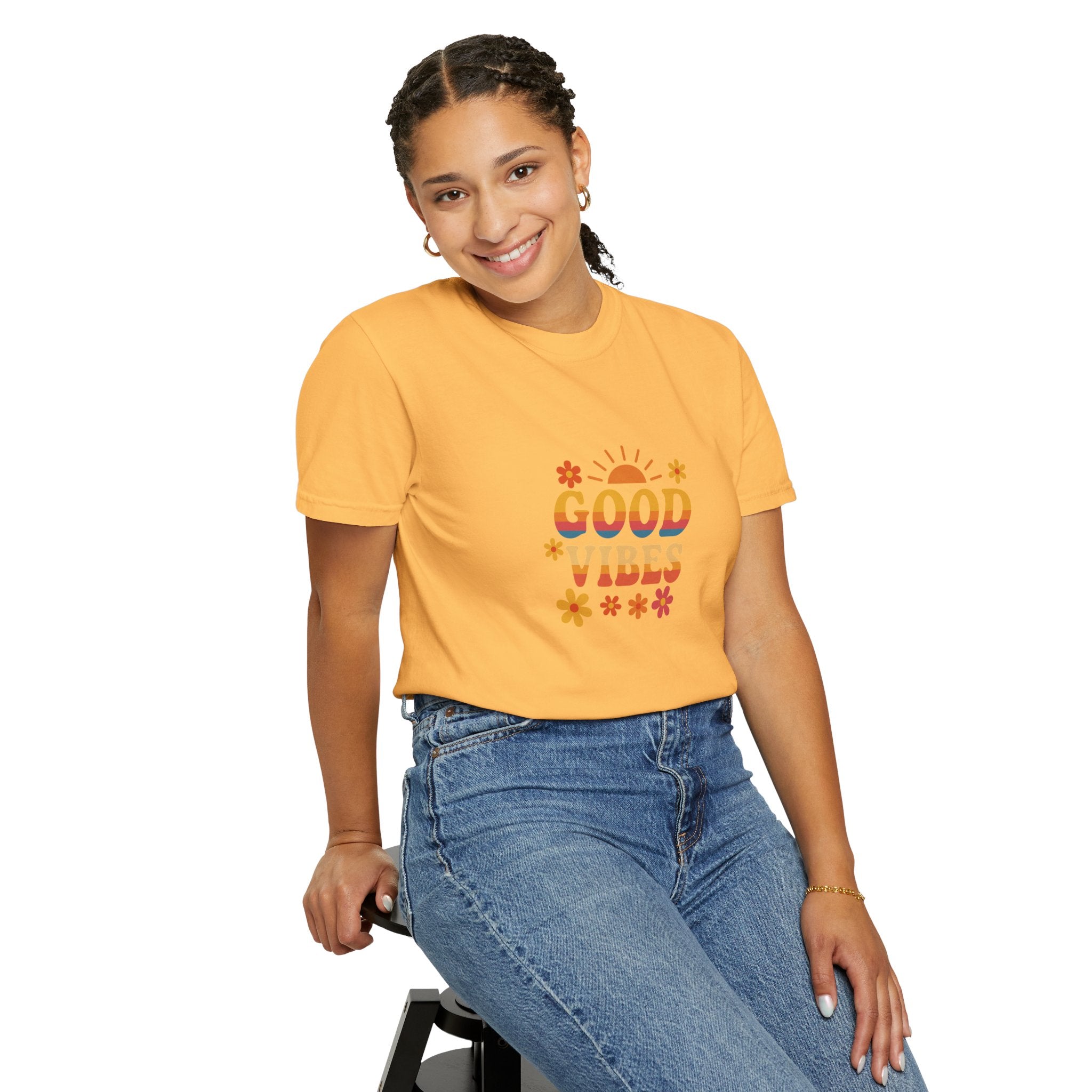 Good Vibes basic tee